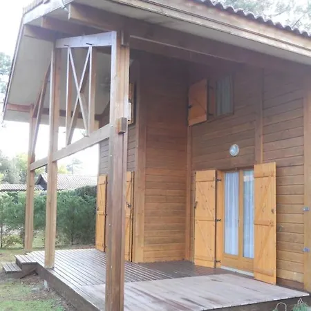 Maison Dans Parc Residentiel De Loisirs - V08700 Chalet *